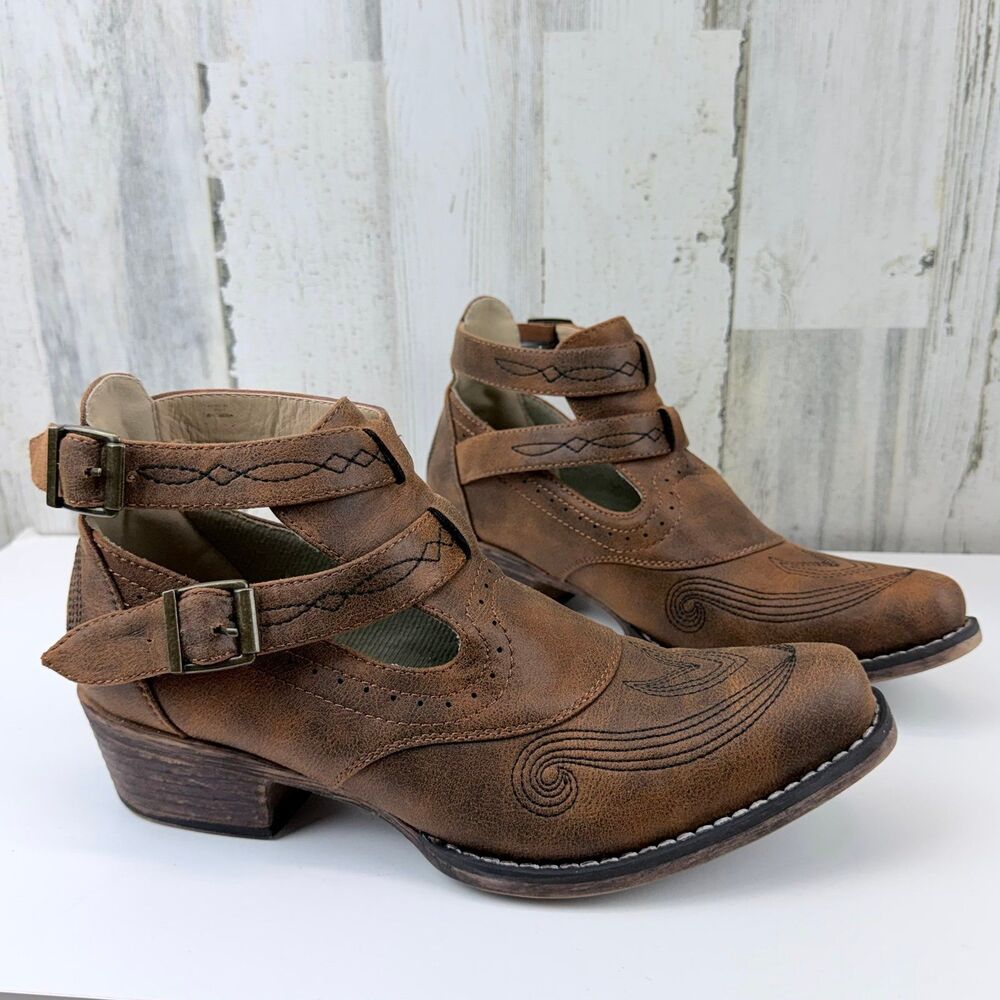 Roper Women's Vintage Harness Strap Fashion Booties Snip Toe size 9